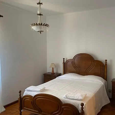 Casa Dos Avos Holiday home Cha de Alvares